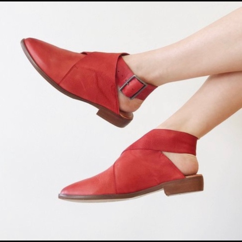 Free People Bryce Ankle Wrap Flat in Red